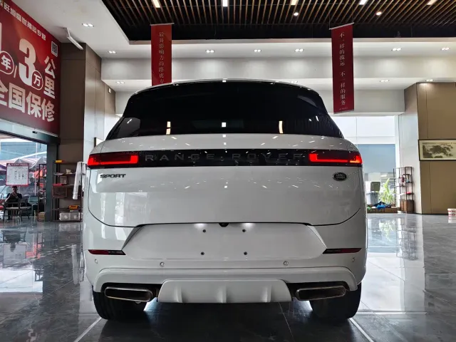 Land Rover Range Rover Sport — Фото автомобиля 20