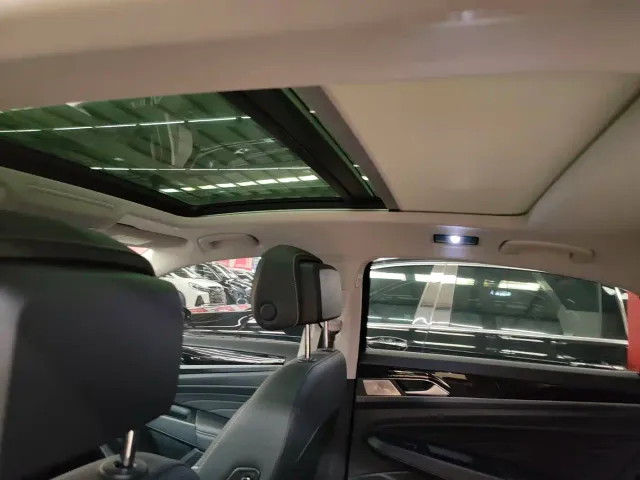 Volkswagen Passat — Фото автомобиля 12