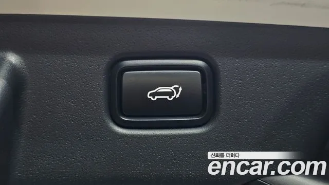 Kia Niro — Фото автомобиля 18