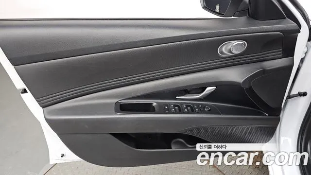 Hyundai Avante CN7 — Фото автомобиля 13