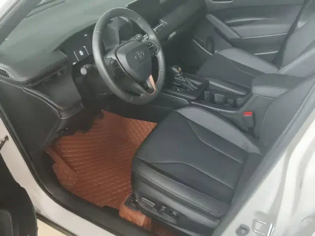 Toyota Frontlander — Фото автомобиля 15