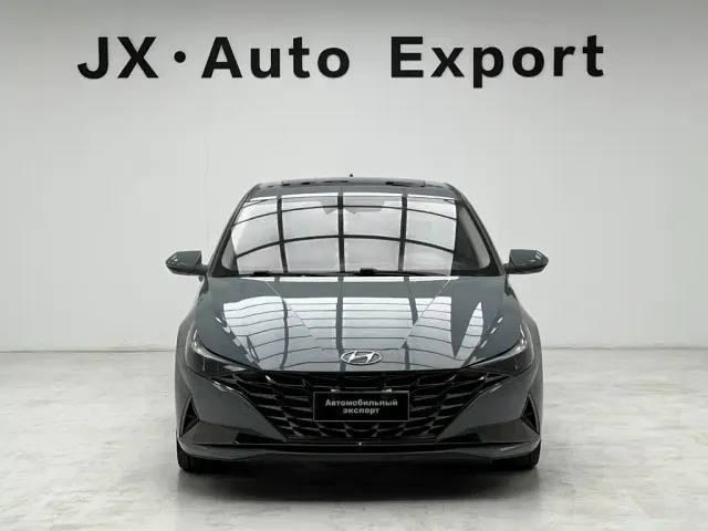 Hyundai Elantra — Фото автомобиля 2