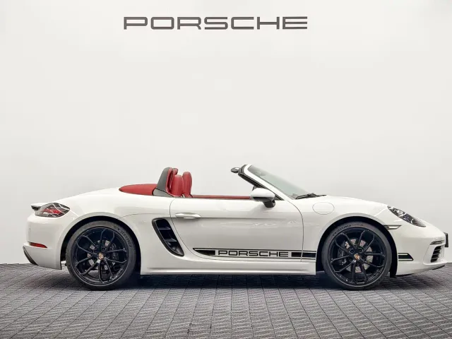 Porsche 718 — Фото автомобиля 2