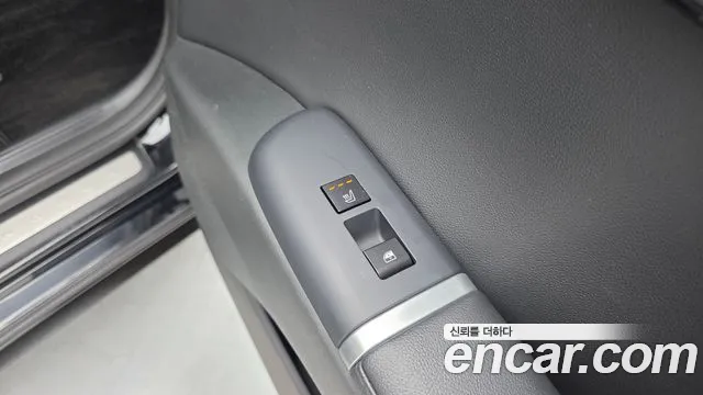 Hyundai Grandeur GN7 — Фото автомобиля 19