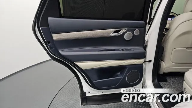 Genesis GV80 — Фото автомобиля 14