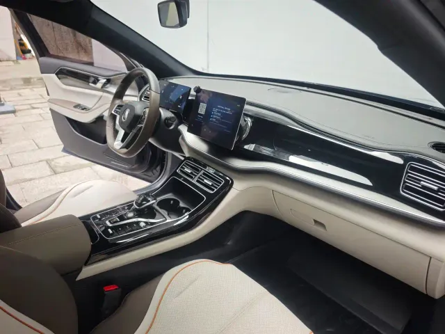 BYD Qin PLUS — Фото автомобиля 17