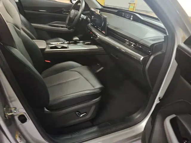 Changan Z6 — Фото автомобиля 24