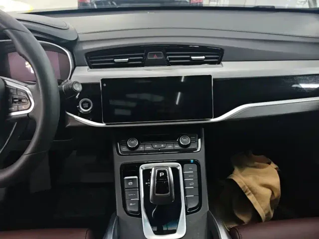 Geely Boyue — Фото автомобиля 12