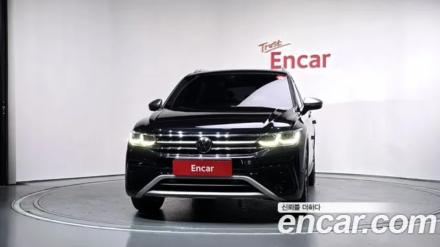 Volkswagen Tiguan — Фото автомобиля 3