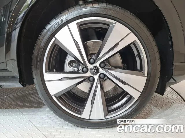 Audi Q5 80A — Фото автомобиля 5