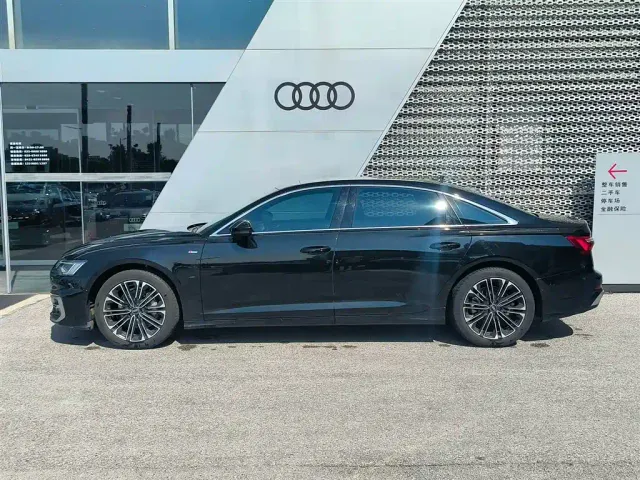 Audi A6L — Фото автомобиля 3