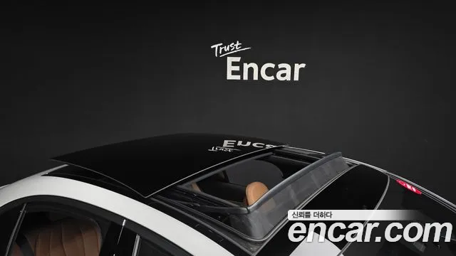 Mercedes-Benz E-Class — Фото автомобиля 20
