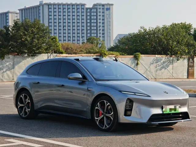 Nio ET5 Touring — Фото автомобиля 3