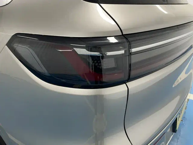 Geely Galaxy M9 — Фото автомобиля 13