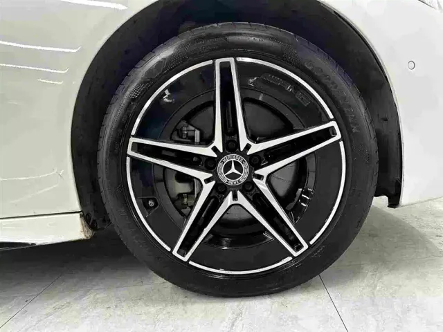Mercedes-Benz C-Class — Фото автомобиля 17