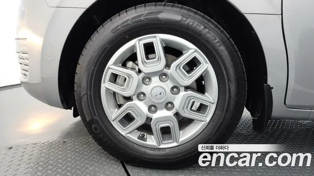 Hyundai Staria Staria Карго 3 места — Фото автомобиля 5