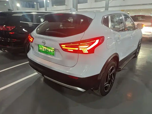 Nissan Qashqai — Фото автомобиля 6