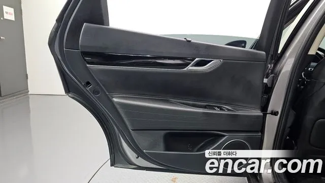 Genesis G80 Бензин 2.5 турбо AWD — Фото автомобиля 23