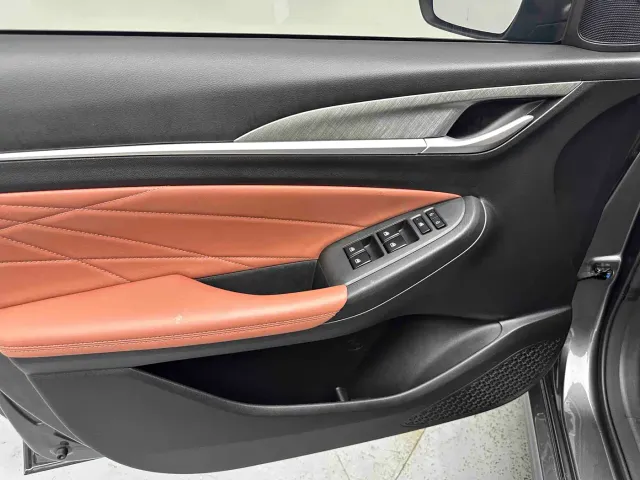Changan Eado — Фото автомобиля 10
