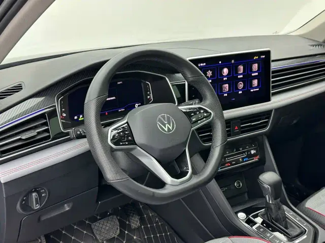 Volkswagen Tiguan L PHEV — Фото автомобиля 10