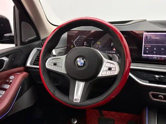 BMW X5 — Фото автомобиля 12