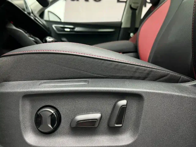 Skoda Karoq — Фото автомобиля 8