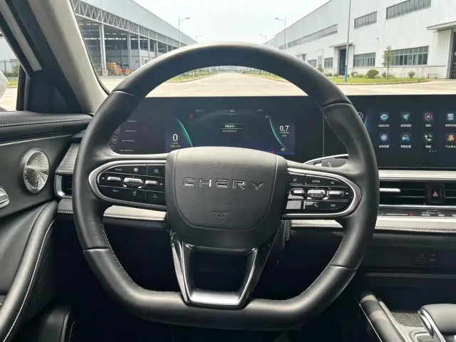 Chery Arrizo 8 — Фото автомобиля 8