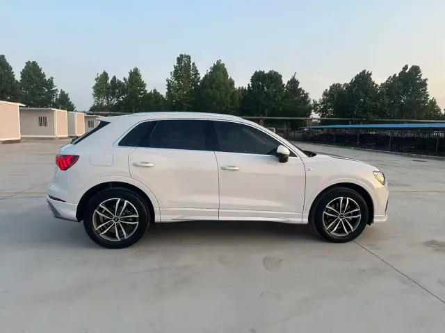 Audi Q3 — Фото автомобиля 7