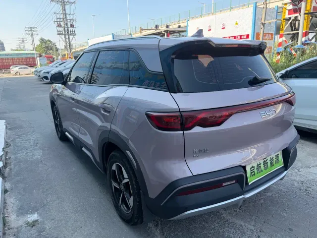 BYD Yuan UP — Фото автомобиля 8