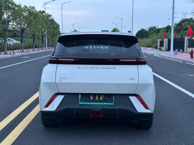 BYD Seagull — Фото автомобиля 8