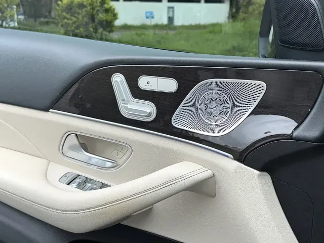 Mercedes-Benz GLE-Class — Фото автомобиля 21