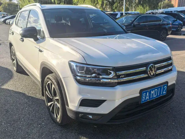 Volkswagen Tharu — Фото автомобиля 3