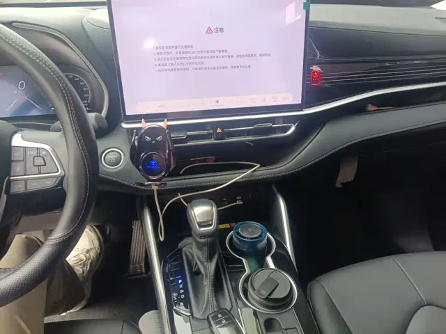 Toyota Highlander — Фото автомобиля 14