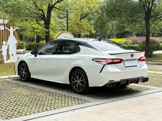Toyota Camry — Фото автомобиля 13
