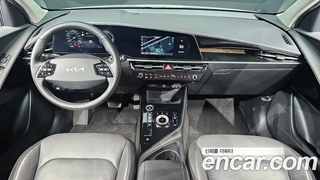 Kia Niro Niro (New) — Фото автомобиля 10