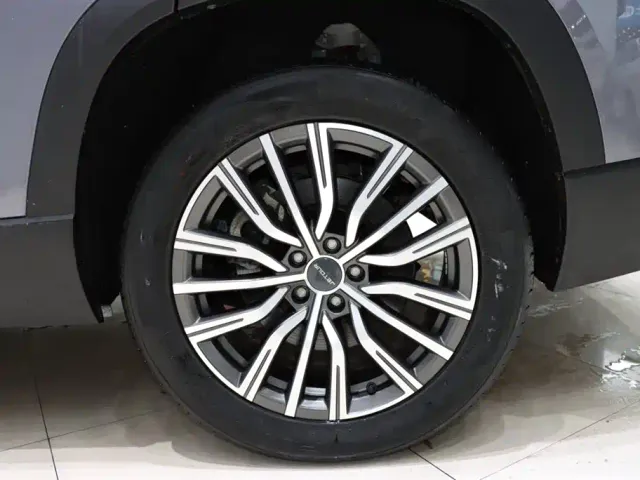 Jetour X90 Plus — Фото автомобиля 21