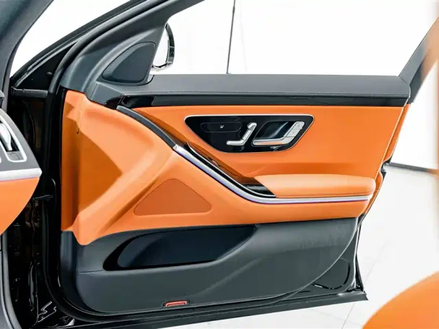 Mercedes-Benz S-Class — Фото автомобиля 13
