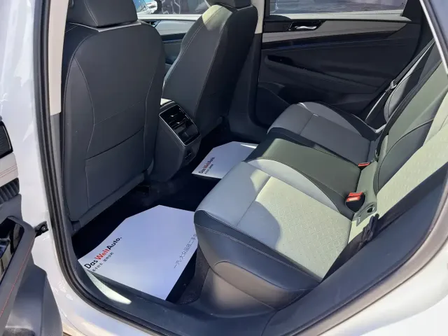 Volkswagen ID.7 Vizzion — Фото автомобиля 8