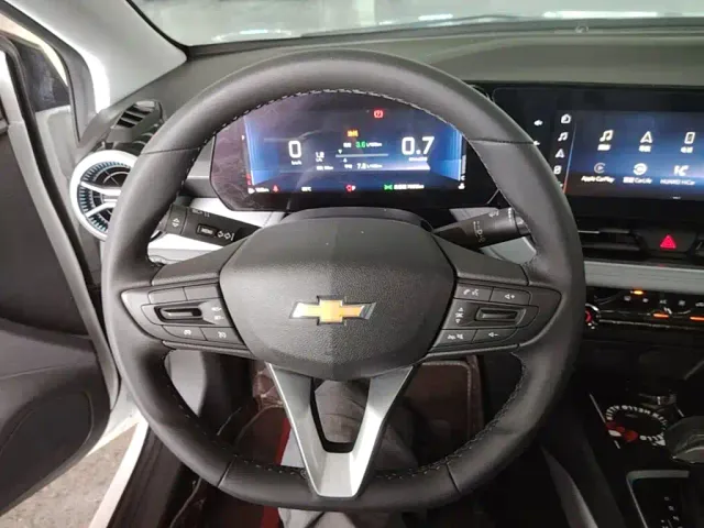 Chevrolet Monza — Фото автомобиля 10