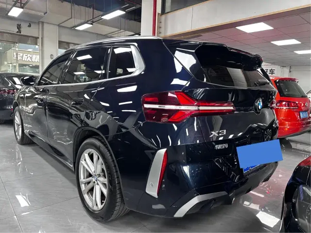 BMW X3 — Фото автомобиля 15
