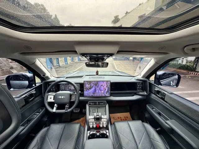 BYD FangChengBao Leopard 5 — Фото автомобиля 7