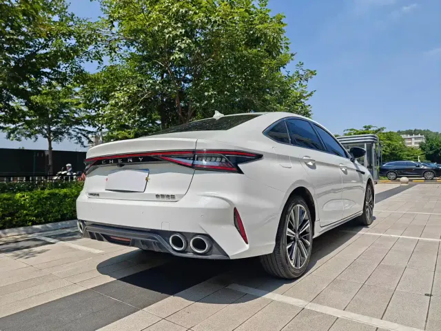 Chery Arrizo 8 — Фото автомобиля 7