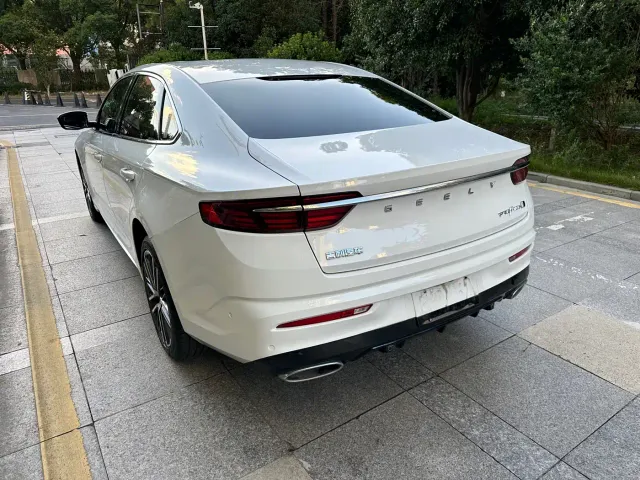 Geely Xingrui — Фото автомобиля 13