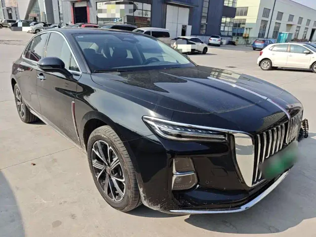 Hongqi H5 PHEV — Фото автомобиля 3