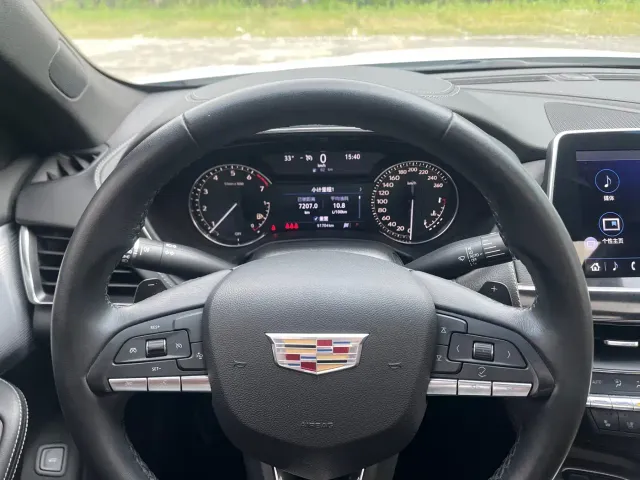 Cadillac CT5 — Фото автомобиля 9