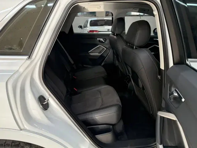 Audi Q3 — Фото автомобиля 22