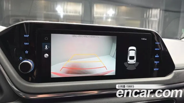 Hyundai Sonata Sonata (DN8) 2.0 LPG(Для проката) — Фото автомобиля 15