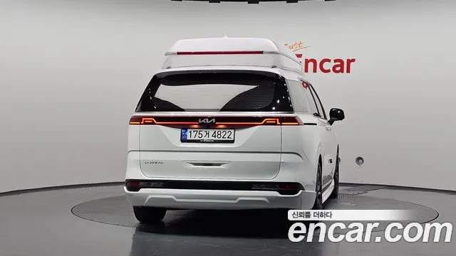 Kia Carnival 4th Gen — Фото автомобиля 4