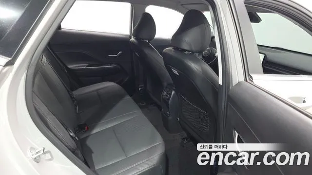 Hyundai Kona — Фото автомобиля 12