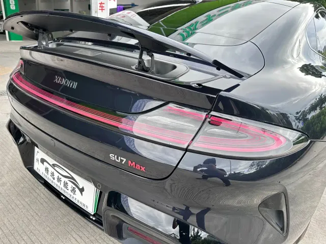 Xiaomi SU7 — Фото автомобиля 19